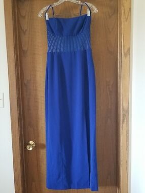 Classy And Striking Royal Blue Spaghetti-Strap Prom Gown